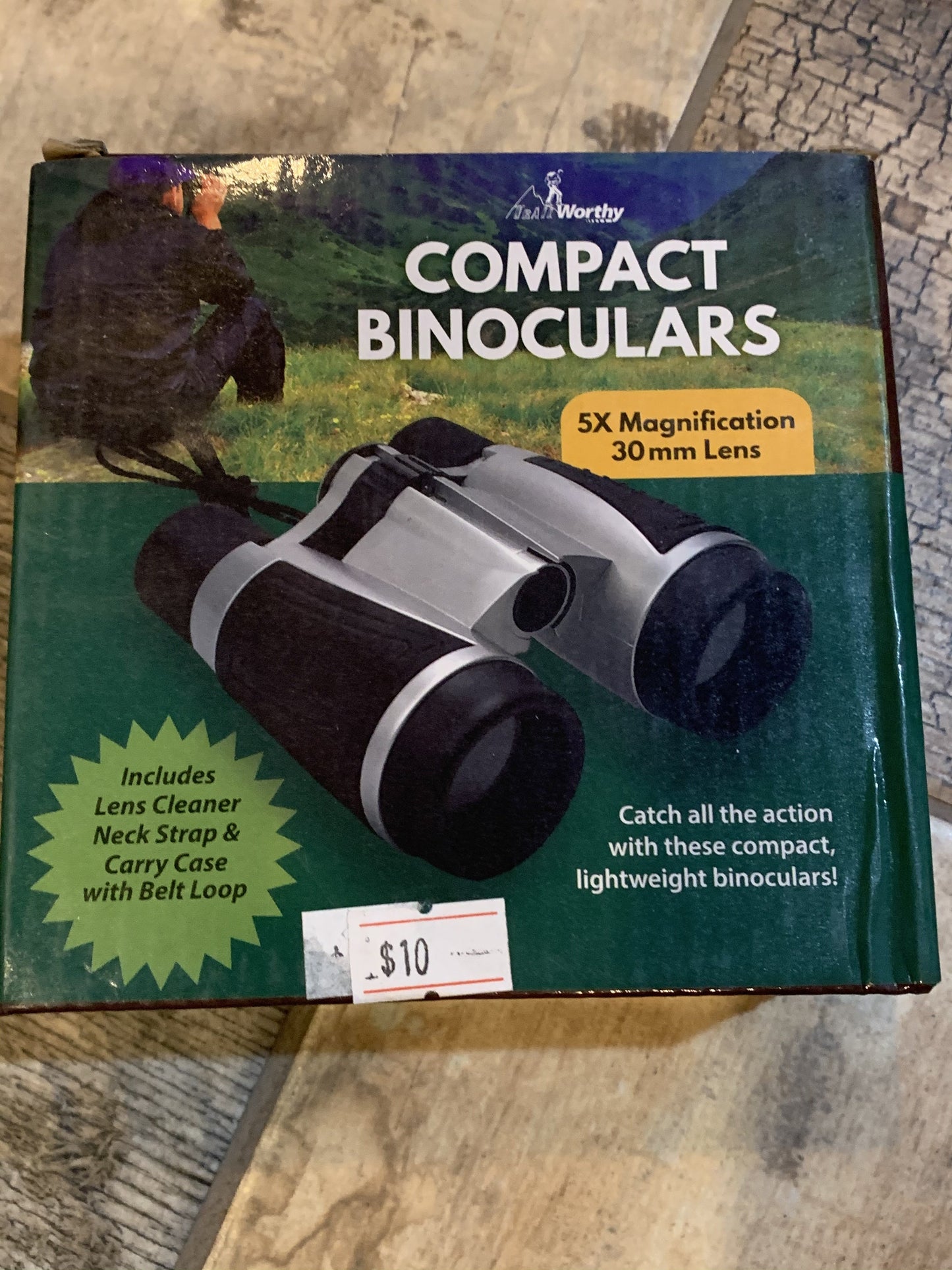 Compact Binoculars