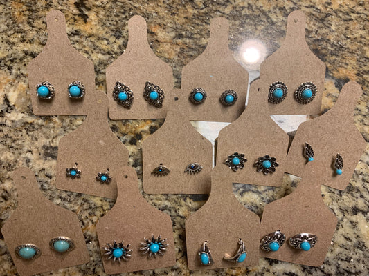 **Grab Bag**Turquoise Stud Earrings
